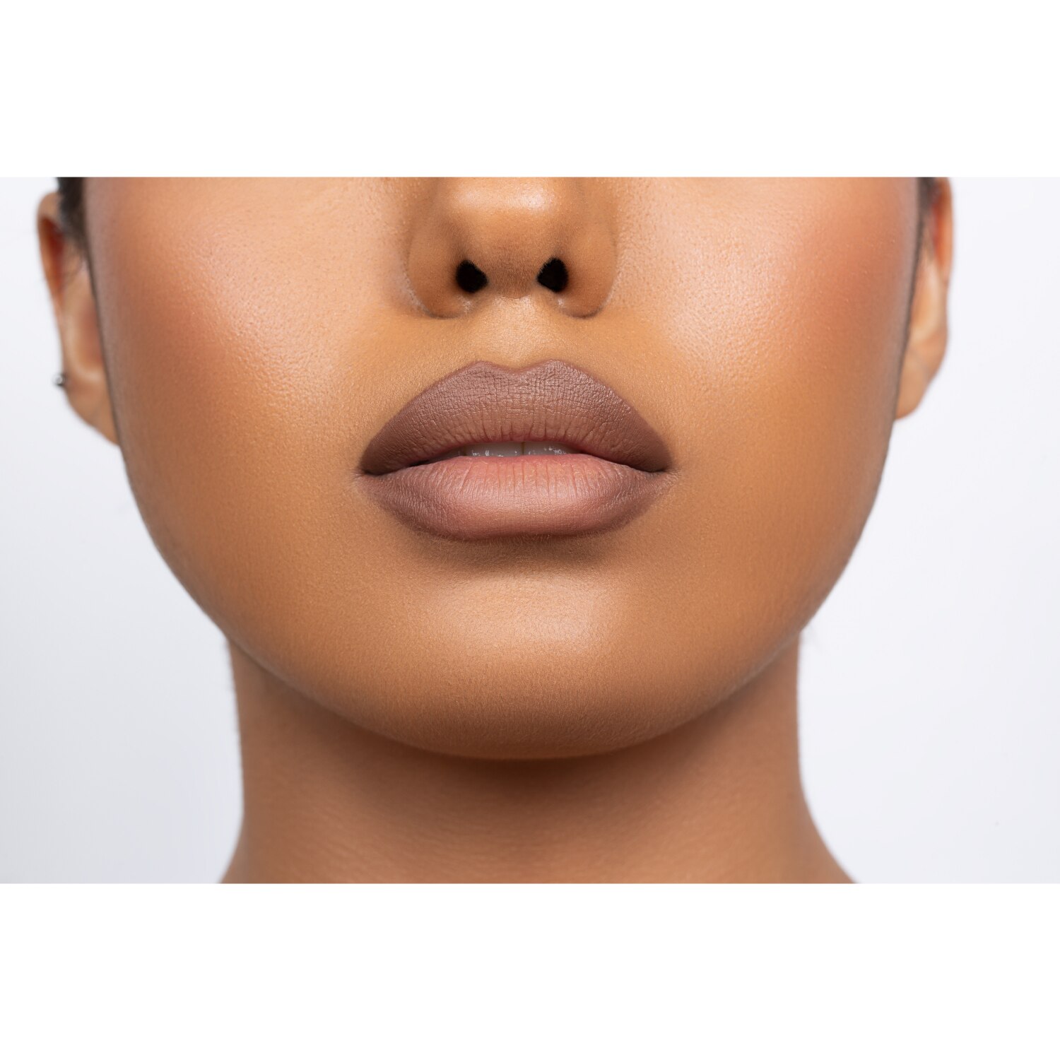 I NEED A NUDE LIP CRAYON (L&Aacute;PIZ MATE PARA LABIOS)